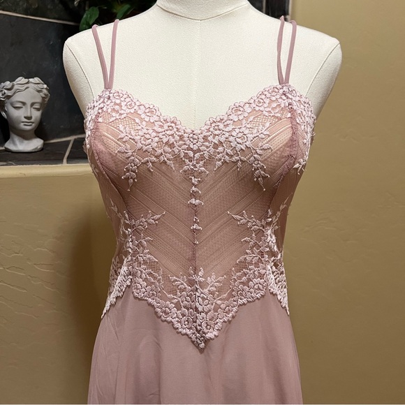 Wacoal Embrace Lace Woodrose Mauve Chalk Chemise Size Medium - Picture 3 of 11